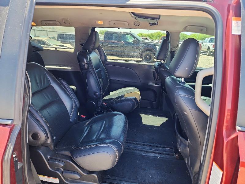 64625626 :رقم المزاد ، 5TDXZ3DC9HS770295 vin ، 2017 Toyota Sienna مزاد بيع