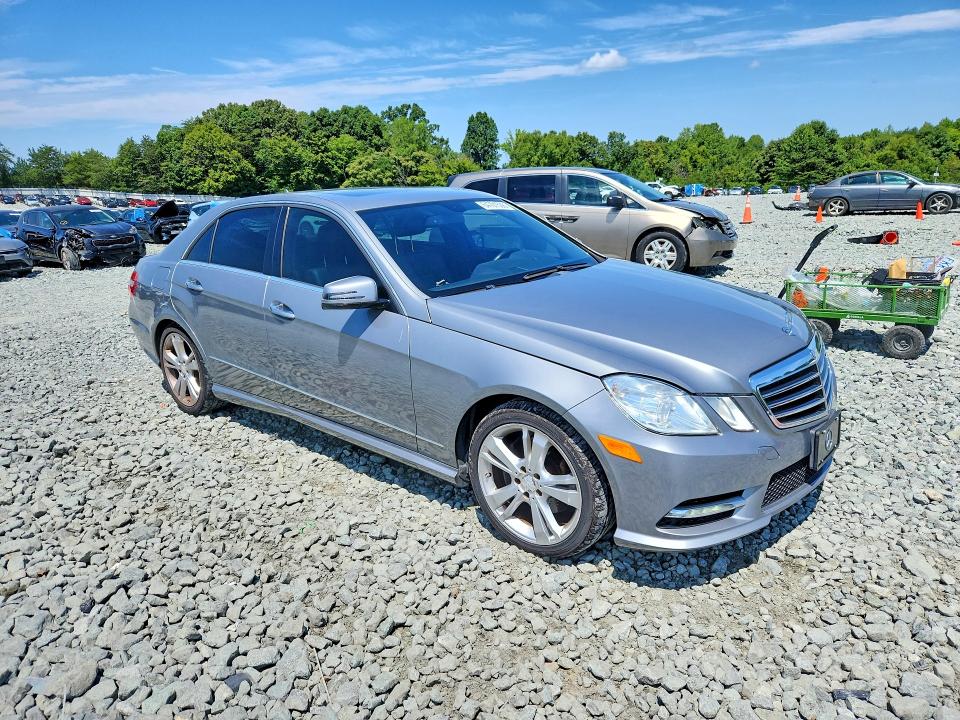 2013 Mercedes-benz E მანქანა იყიდება აუქციონზე, vin: WDDHF8JBXDA663517, აუქციონის ნომერი: 64701506