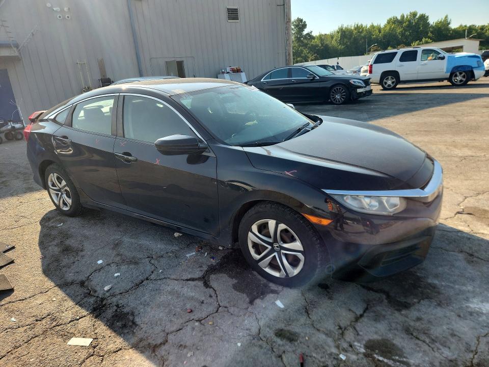 Продажа на аукционе авто 2018 Honda Civic, vin: 19XFC2F59JE013564, номер лота: 63353956