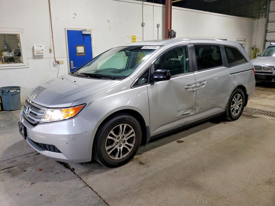 2011 Honda Odyssey მანქანა იყიდება აუქციონზე, vin: 5FNRL5H63BB058550, აუქციონის ნომერი: 64737056