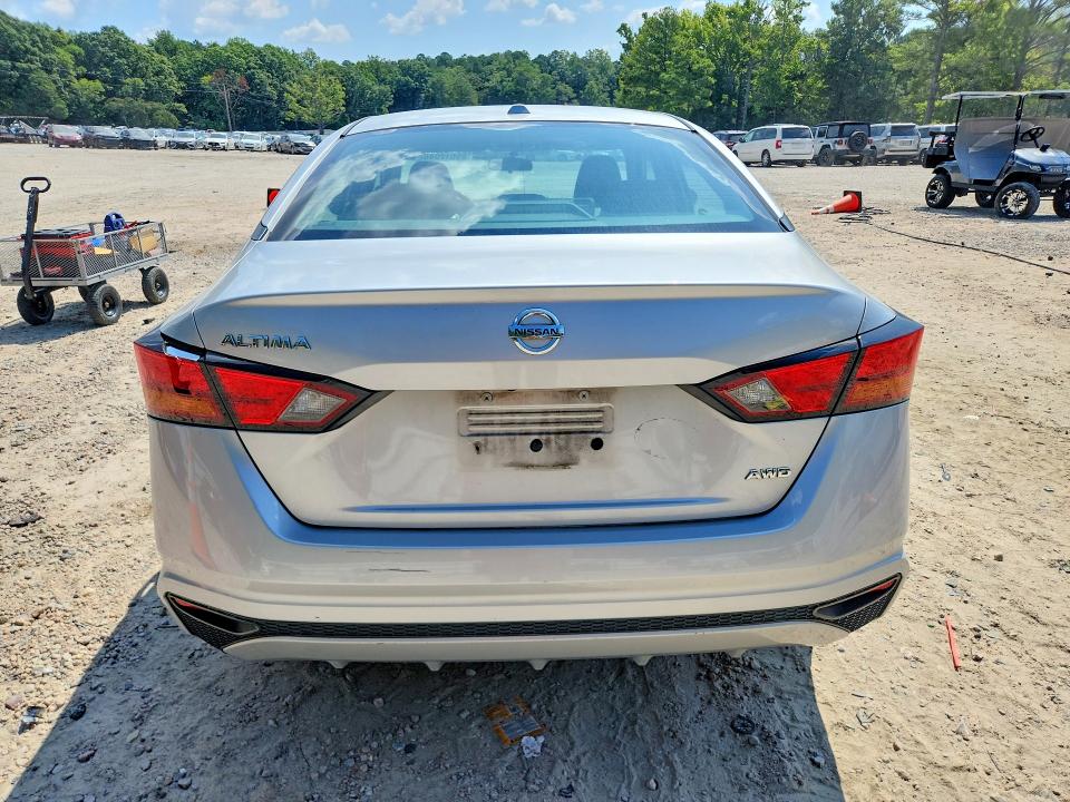 66612046 :رقم المزاد ، 1N4BL4BW2KC259072 vin ، 2019 Nissan Altima مزاد بيع