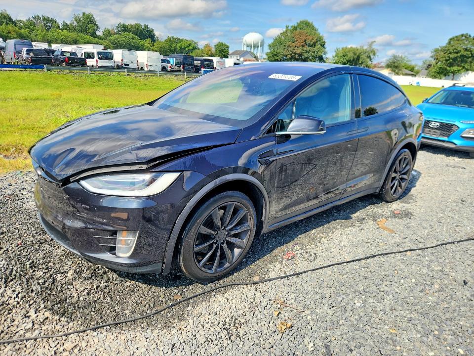 65279786 :رقم المزاد ، 5YJXCBE20GF003553 vin ، 2016 Tesla Model X مزاد بيع