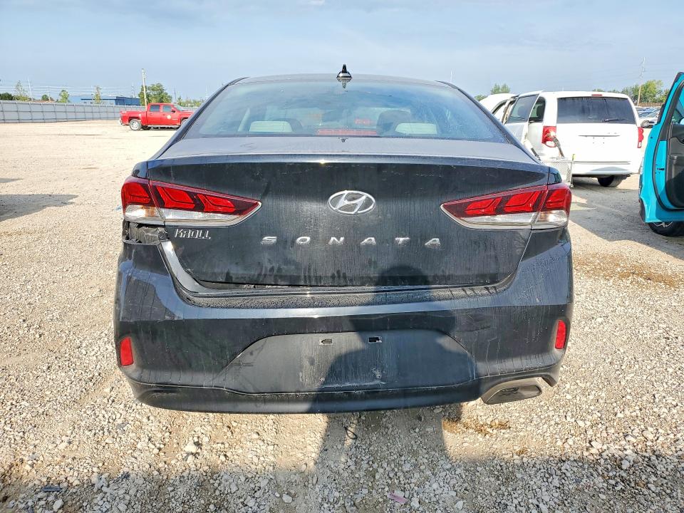 66444266 :رقم المزاد ، 5NPE34AF7JH609890 vin ، 2018 Hyundai Sonata مزاد بيع