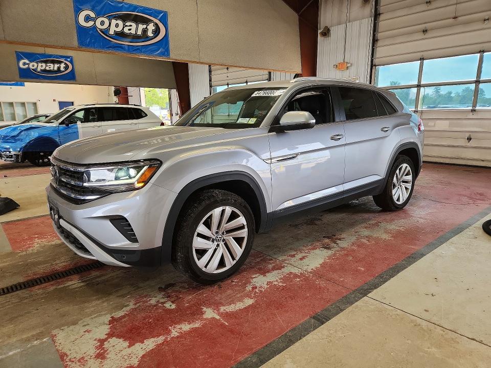 64766006 :رقم المزاد ، 1V21E2CA8LC228271 vin ، 2020 Volkswagen Atlas Cross Sport مزاد بيع