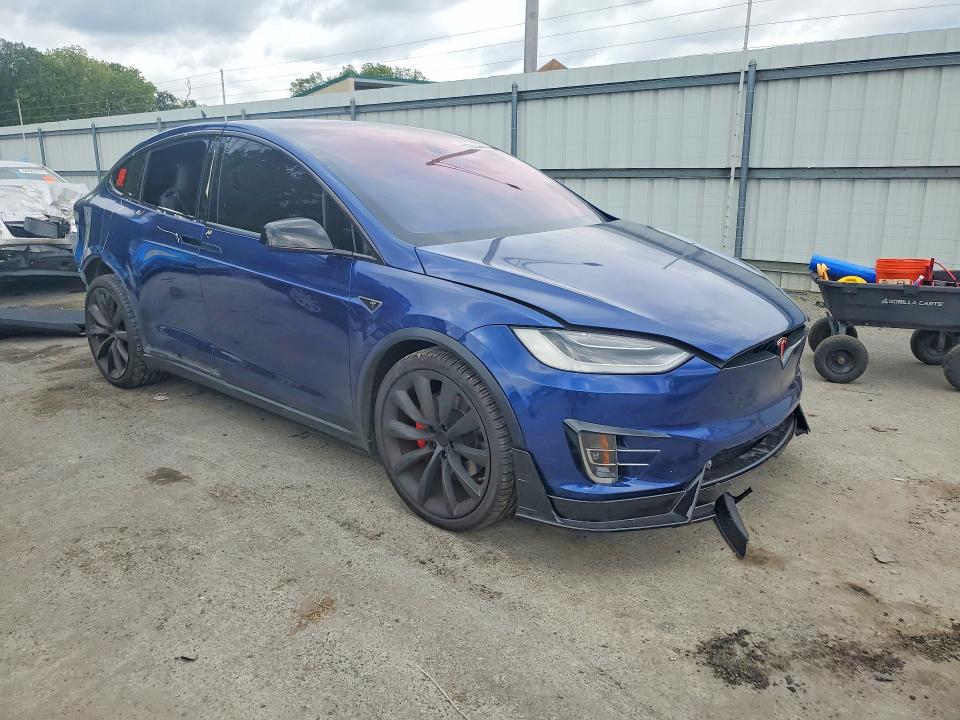 66295566 :رقم المزاد ، 5YJXCAE40GF019697 vin ، 2016 Tesla Model X مزاد بيع