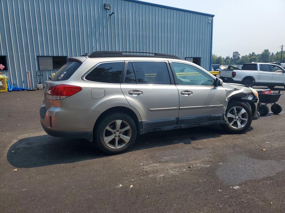 64759156 :رقم المزاد ، 4S4BRBLC5E3231798 vin ، 2014 Subaru Outback مزاد بيع