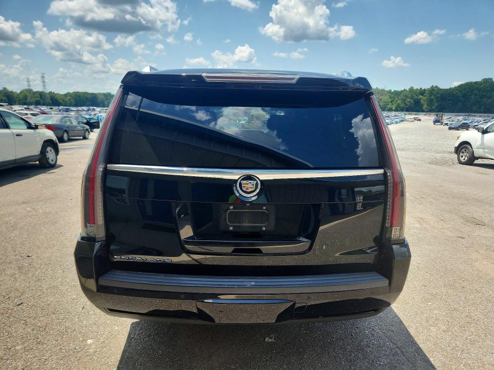 64642156 :رقم المزاد ، 1GYS4JKJ6FR260782 vin ، 2015 Cadillac Escalade مزاد بيع