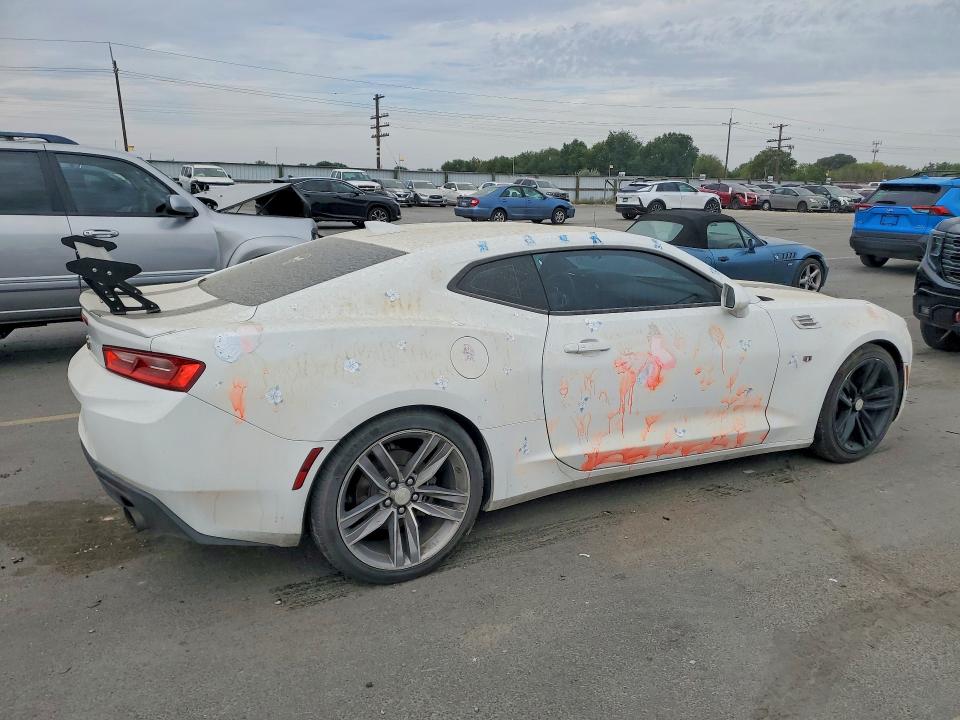 67121176 :رقم المزاد ، 1G1FB1RS7H0163120 vin ، 2017 Chevrolet Camaro مزاد بيع