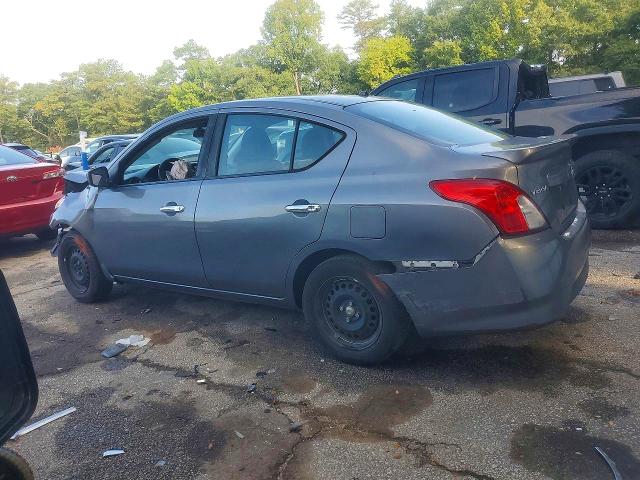 64414356 :رقم المزاد ، 3N1CN7AP9JL858996 vin ، 2018 Nissan Versa مزاد بيع