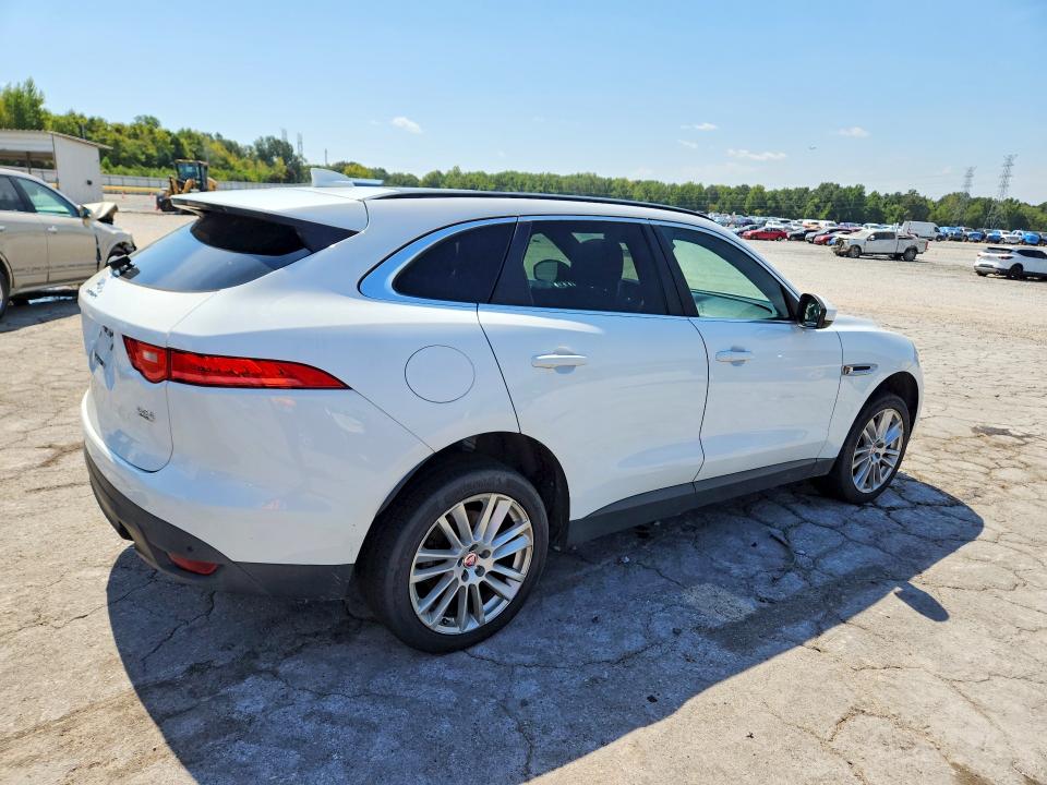 67122376 :رقم المزاد ، SADCK2BV8HA088866 vin ، 2017 Jaguar F-pace مزاد بيع