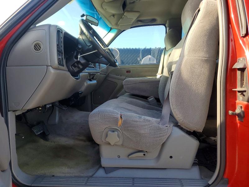 63263586 :رقم المزاد ، 2GCEK19T5Y1393755 vin ، 2000 Chevrolet Silverado مزاد بيع