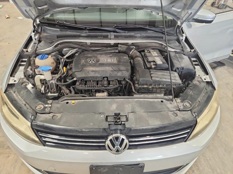 64436566 :رقم المزاد ، 3VWD07AJ5EM393464 vin ، 2014 Volkswagen Jetta مزاد بيع