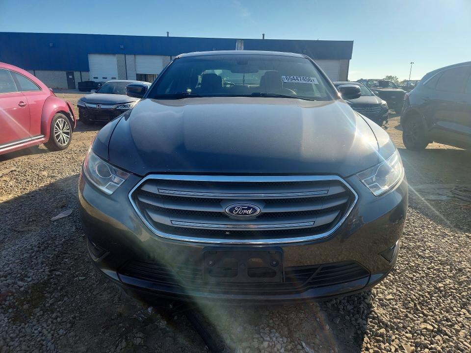 Продаж на аукціоні авто 2018 Ford Taurus, vin: 1FAHP2E88JG126033, номер лоту: 65447456