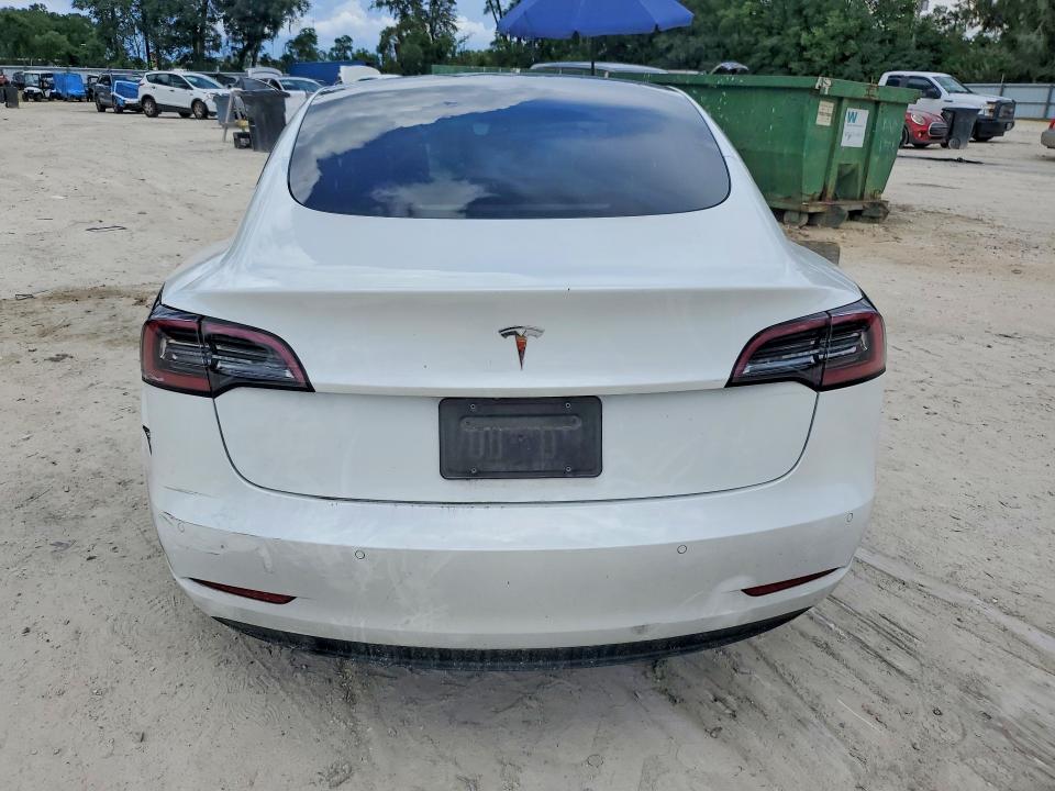64302206 :رقم المزاد ، 5YJ3E1EA9MF027422 vin ، 2021 Tesla Model 3 مزاد بيع