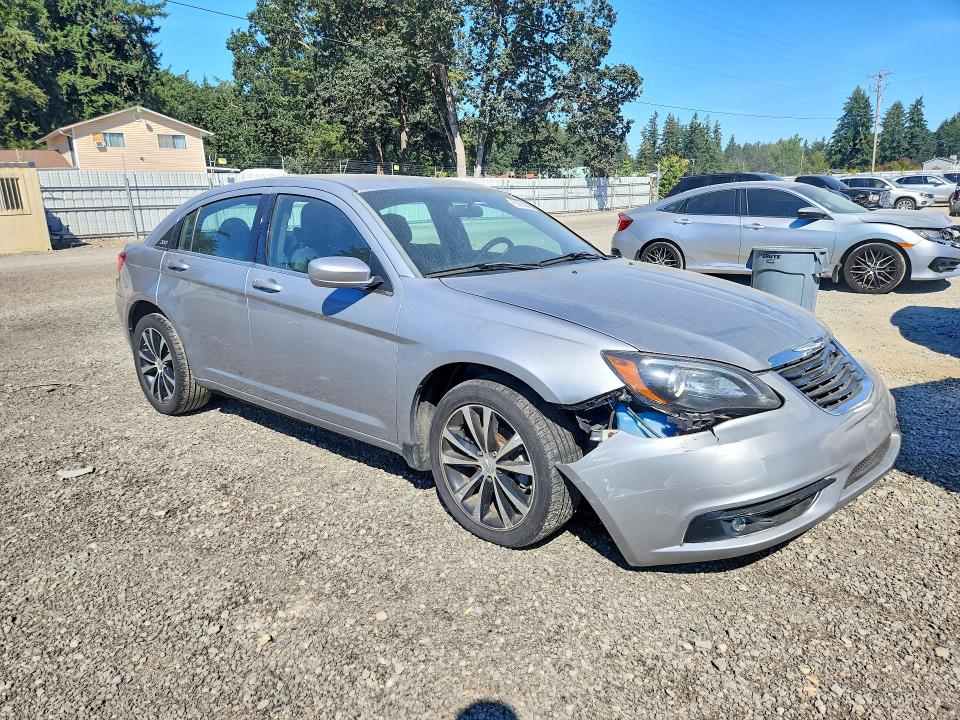 Aukcja sprzedaży 2014 Chrysler 200, vin: 1C3CCBBB6EN132399, numer aukcji: 65914866