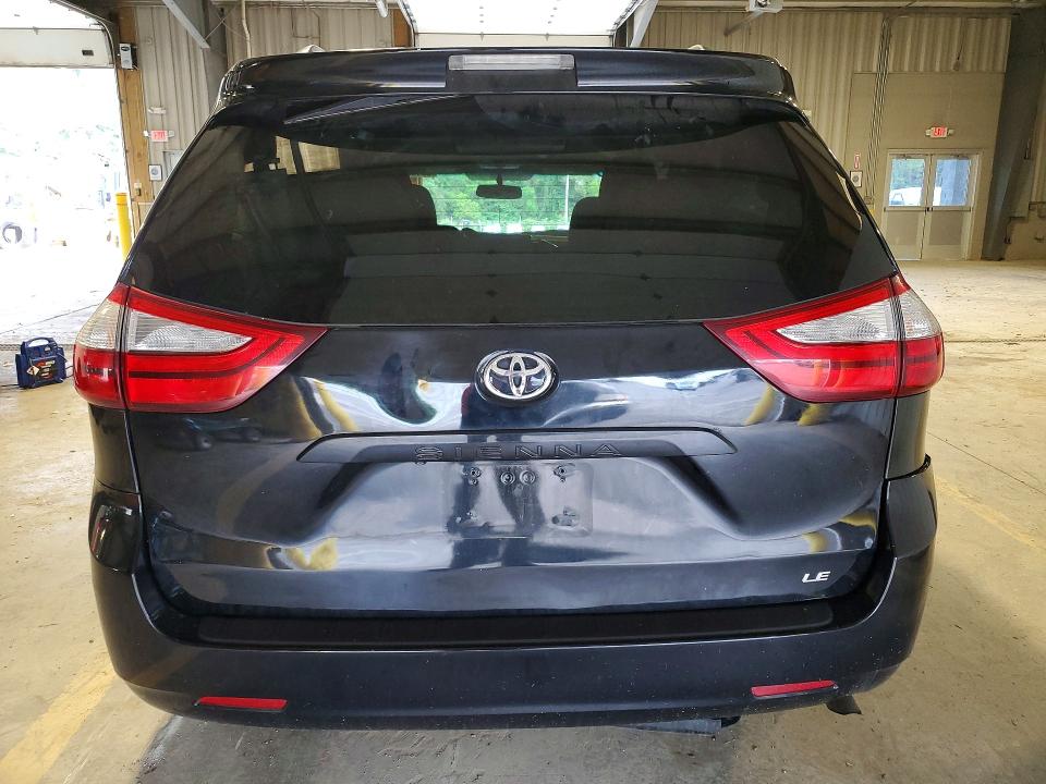 2015 Toyota Sienna მანქანა იყიდება აუქციონზე, vin: 5TDKK3DC8FS539335, აუქციონის ნომერი: 63448186