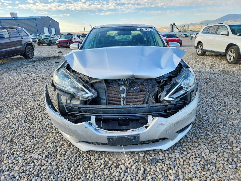 Продаж на аукціоні авто 2017 Nissan Sentra, vin: 3N1AB7APXHY307604, номер лоту: 67166746