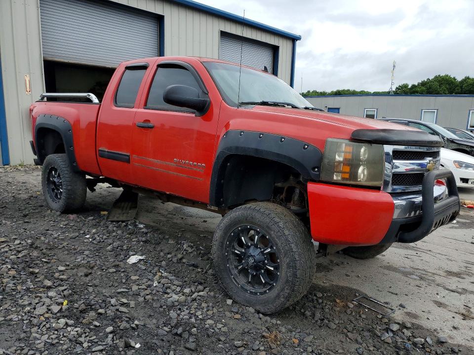 2010 Chevrolet Silverado მანქანა იყიდება აუქციონზე, vin: 1GCSKSE32AZ108392, აუქციონის ნომერი: 63240126