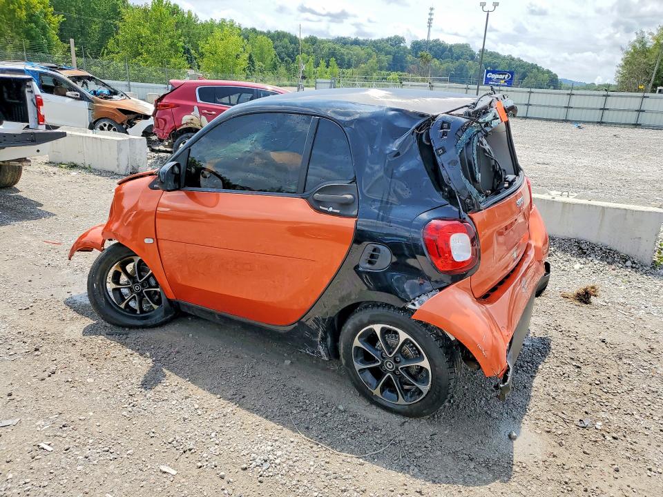 Aukcja sprzedaży 2016 Smart Eq Fortwo, vin: WMEFJ5DA5GK055745, numer aukcji: 64924776