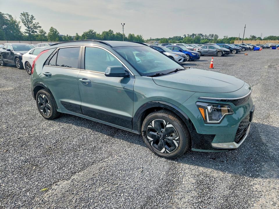 64092216 :رقم المزاد ، KNDCR3L18P5050005 vin ، 2023 Kia Niro مزاد بيع