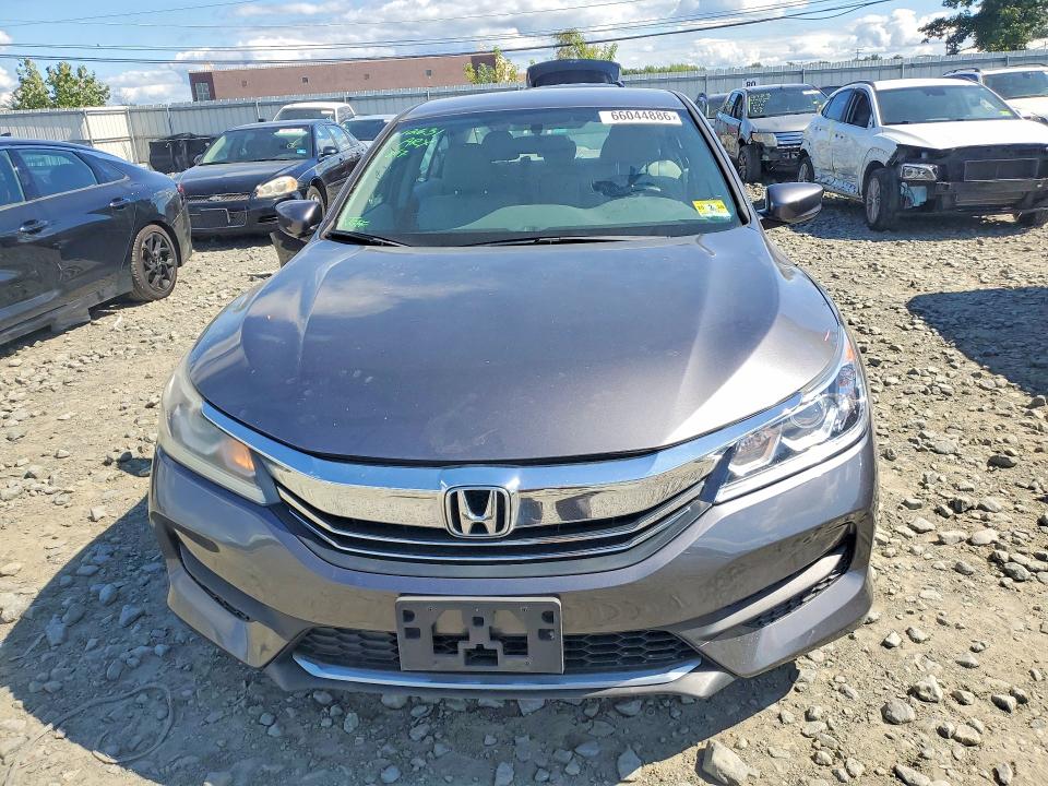 Продажа на аукционе авто 2017 Honda Accord, vin: 1HGCR2F30HA143554, номер лота: 66044886