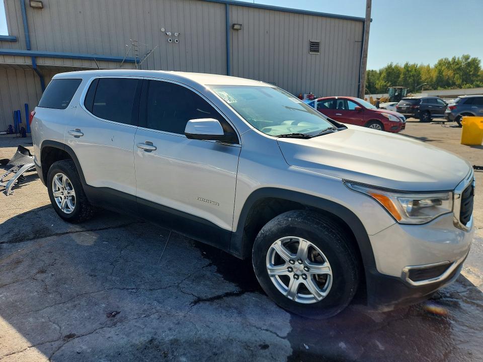 66390126 :رقم المزاد ، 1GKKNKLA0KZ199225 vin ، 2019 Gmc Acadia مزاد بيع