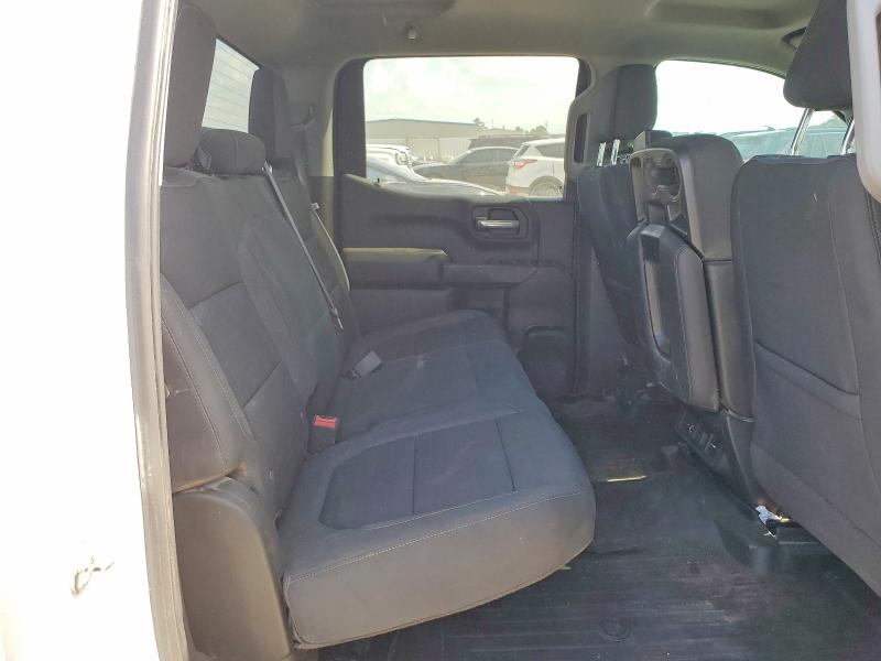 Продаж на аукціоні авто 2021 Chevrolet Silverado, vin: 3GCUYDED1MG313122, номер лоту: 64470506