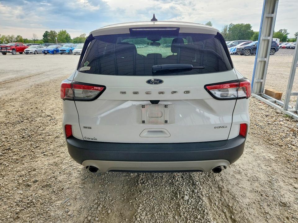 65598426 :رقم المزاد ، 1FMCU9G63MUA10760 vin ، 2021 Ford Escape مزاد بيع
