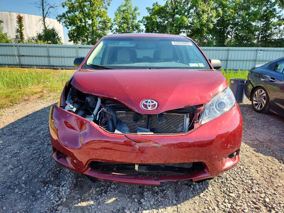 Продаж на аукціоні авто 2016 Toyota Sienna, vin: 5TDKK3DC5GS699979, номер лоту: 63655926