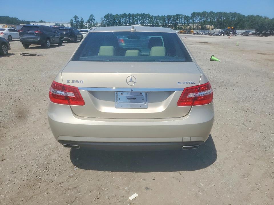 63767436 :رقم المزاد ، WDDHF2EB0BA509760 vin ، 2011 Mercedes-benz E مزاد بيع