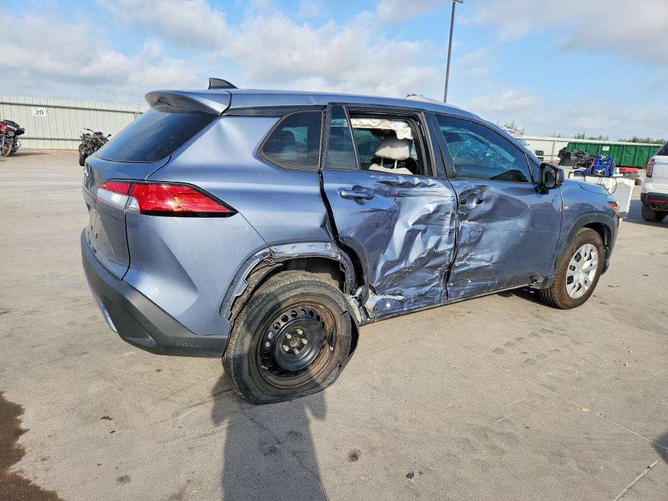64584146 :رقم المزاد ، 7MUAAAAG8NV018369 vin ، 2022 Toyota Corolla Cross مزاد بيع