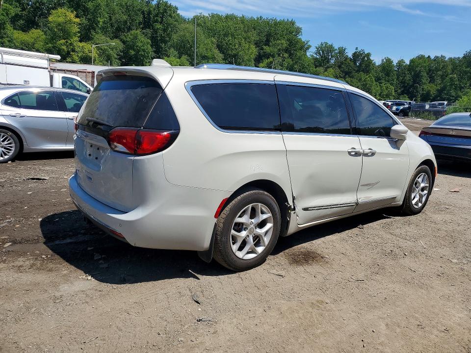 63574136 :رقم المزاد ، 2C4RC1EG1HR555941 vin ، 2017 Chrysler Pacifica مزاد بيع