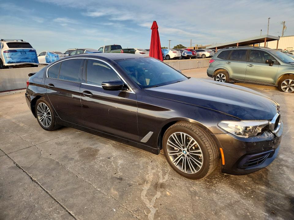 65574816 :رقم المزاد ، WBAJR7C01LWW58746 vin ، 2020 Bmw 530 مزاد بيع
