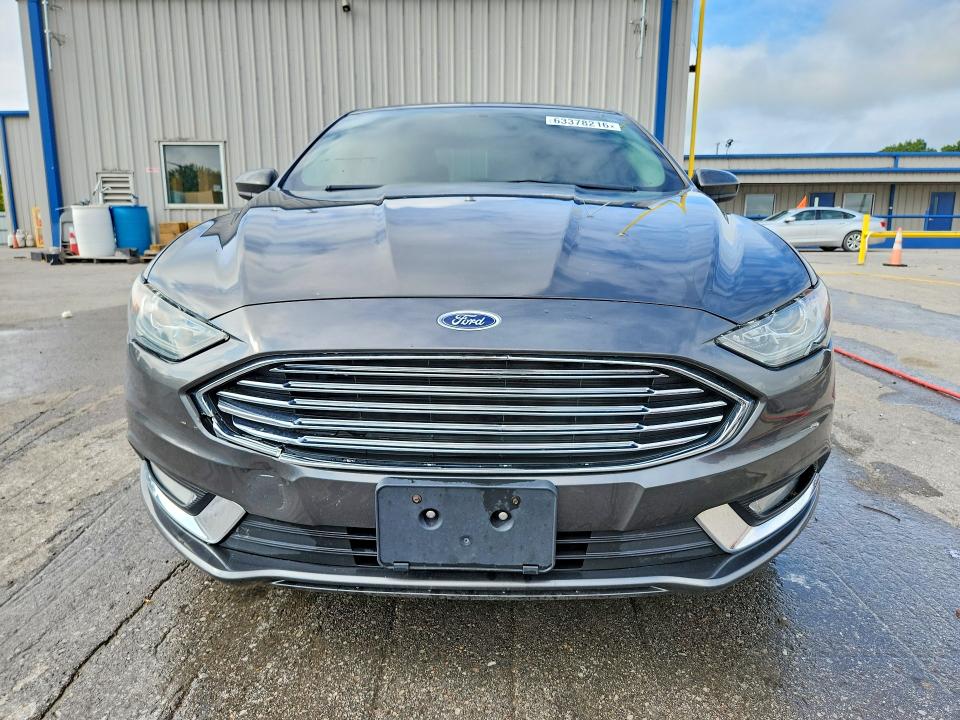63378216 :رقم المزاد ، 3FA6P0T95HR144967 vin ، 2017 Ford Fusion مزاد بيع