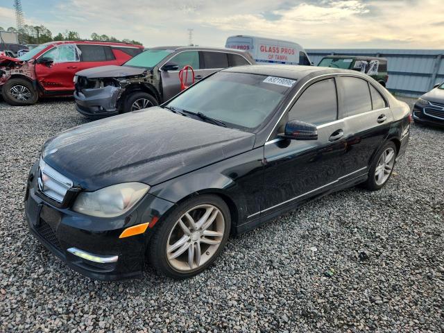 2013 Mercedes-benz C მანქანა იყიდება აუქციონზე, vin: WDDGF8AB1DR288145, აუქციონის ნომერი: 63219096