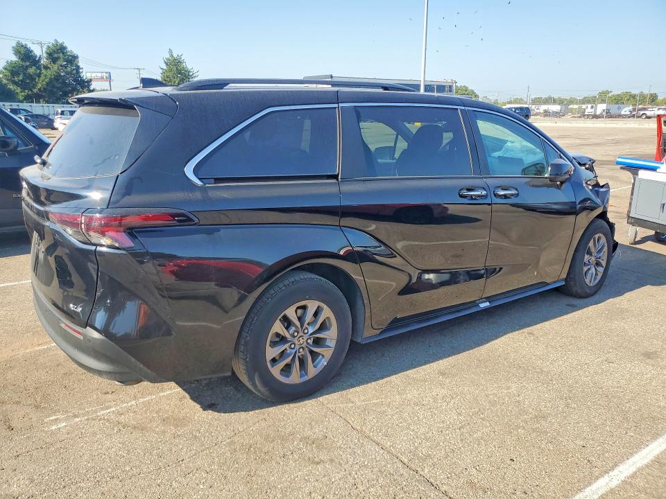 2026 Toyota Sienna მანქანა იყიდება აუქციონზე, vin: 5TDYRKEC0TS291768, აუქციონის ნომერი: 66350556