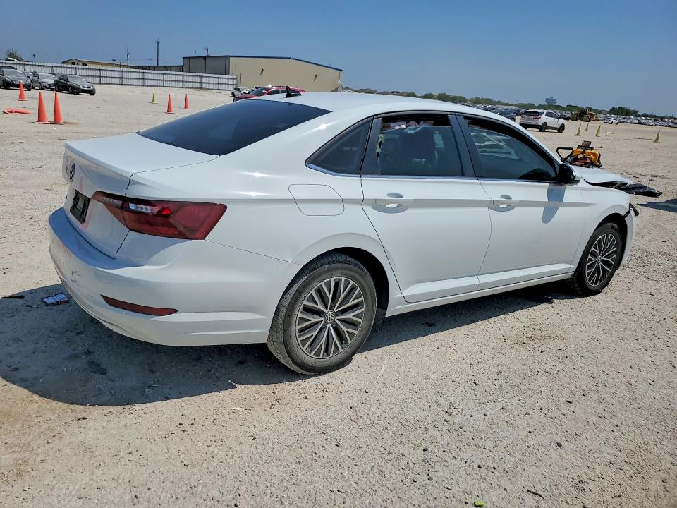 66246406 :رقم المزاد ، 3VWC57BU3MM063133 vin ، 2021 Volkswagen Jetta مزاد بيع