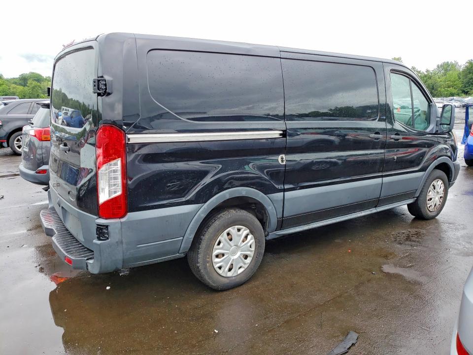 63362796 :رقم المزاد ، 1FTYE1YMXHKA47831 vin ، 2017 Ford Transit مزاد بيع