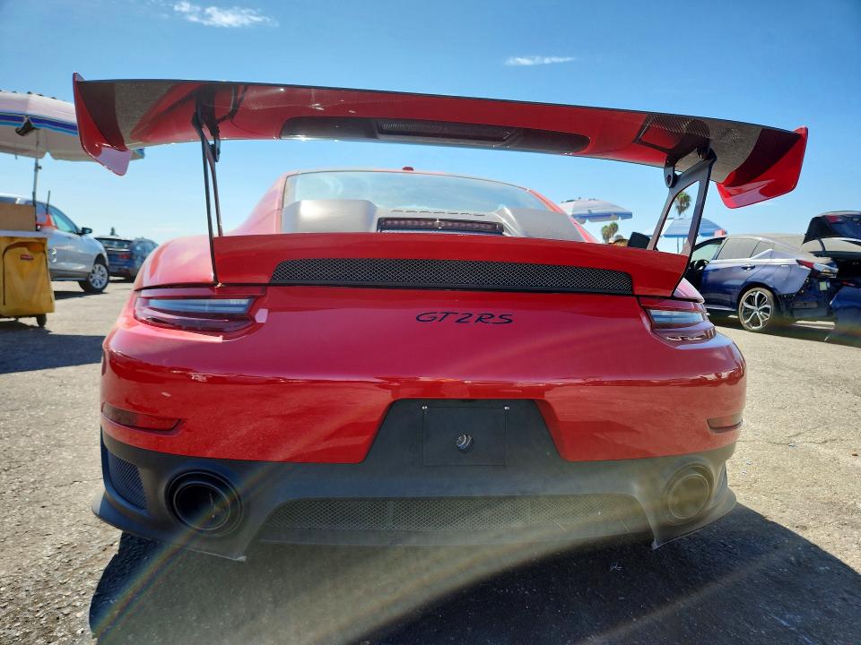 Продаж на аукціоні авто 2018 Porsche 911, vin: WP0AE2A90JS185851, номер лоту: 65801506