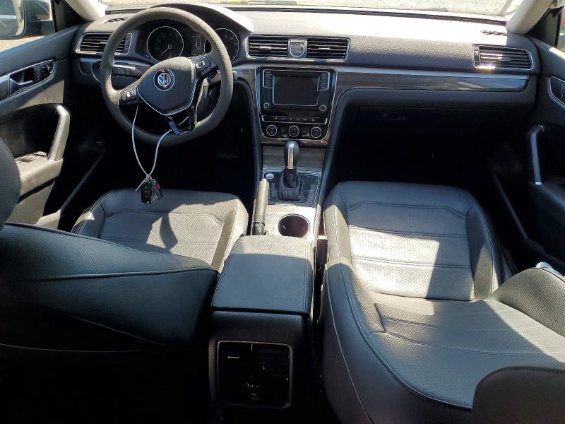 Продаж на аукціоні авто 2017 Volkswagen Passat, vin: 1VWBT7A32HC025054, номер лоту: 64666796