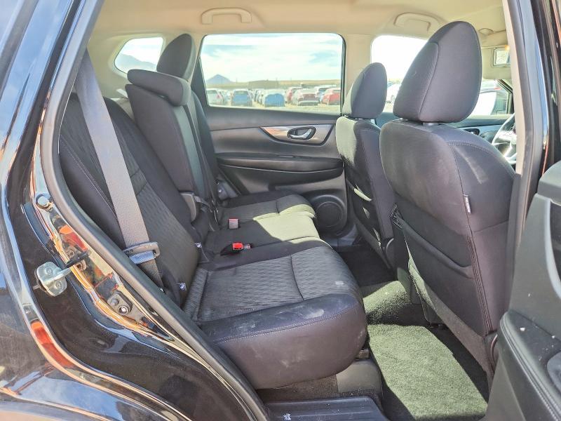 65513666 :رقم المزاد ، 5N1AT2MV4HC884026 vin ، 2017 Nissan Rogue مزاد بيع