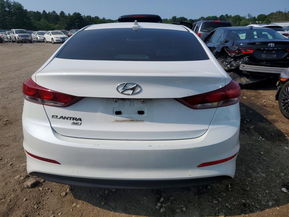 65134266 :رقم المزاد ، 5NPD74LF1JH402117 vin ، 2018 Hyundai Elantra مزاد بيع