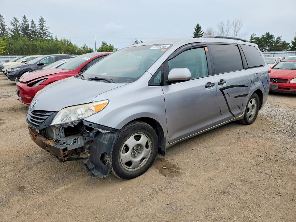 Продажа на аукционе авто 2011 Toyota Sienna, vin: 5TDZK3DC8BS022464, номер лота: 61636286