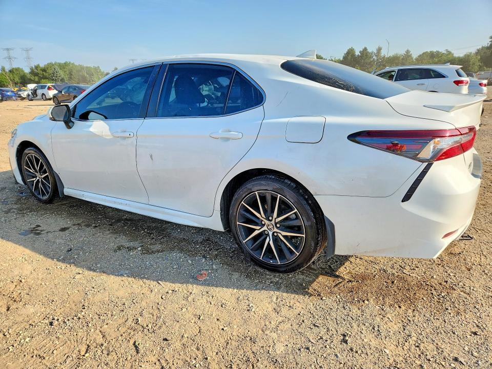 Продаж на аукціоні авто 2023 Toyota Camry, vin: 4T1G11AK2PU822914, номер лоту: 63388106