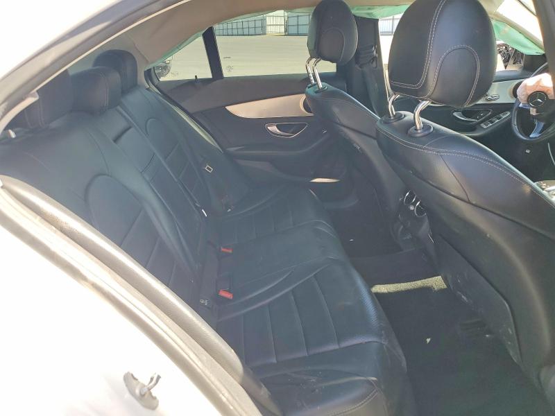 63796686 :رقم المزاد ، 55SWF4JB6GU130763 vin ، 2016 Mercedes-benz C مزاد بيع