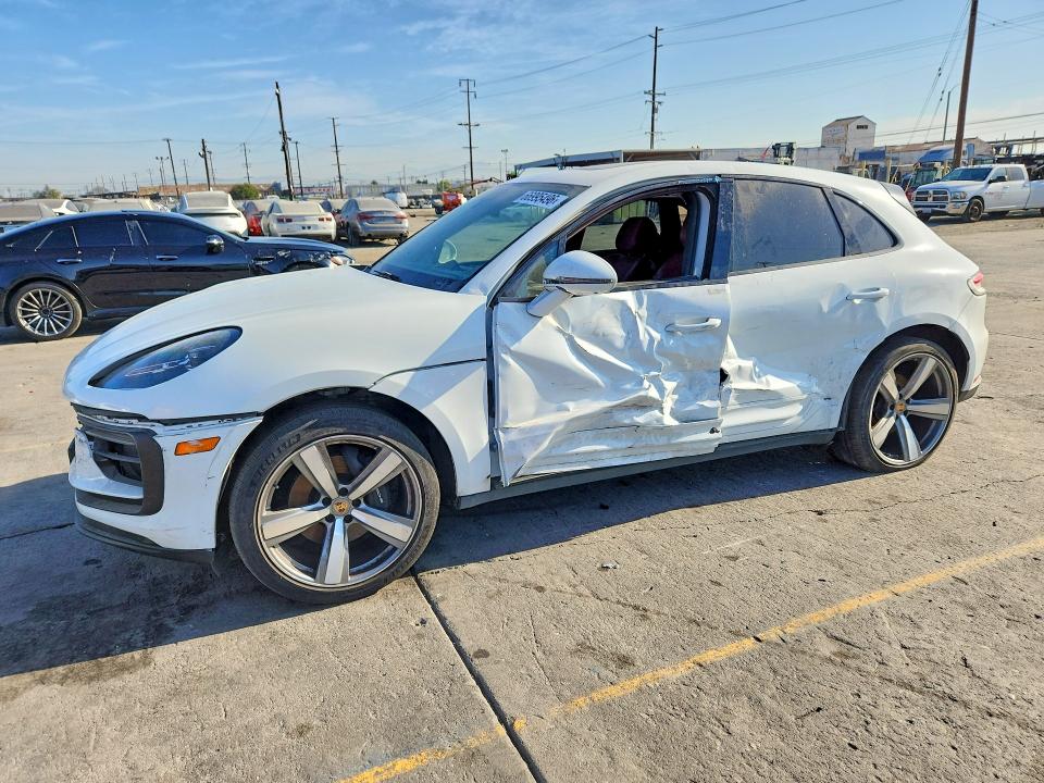 Продаж на аукціоні авто 2024 Porsche Macan, vin: WP1AA2A56RLB19396, номер лоту: 66995496