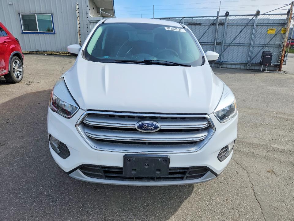 Продажа на аукционе авто 2017 Ford Escape, vin: 1FMCU9GD4HUC27481, номер лота: 67204526