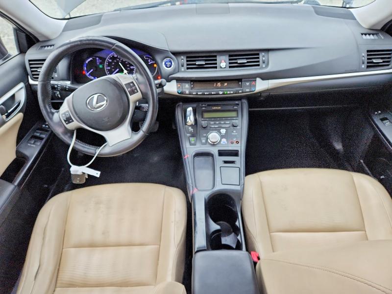 64413526 :رقم المزاد ، JTHKD5BH2B2005574 vin ، 2011 Lexus Ct مزاد بيع