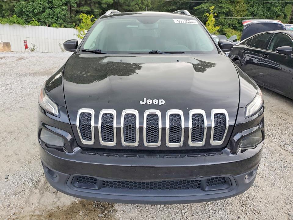 63730546 :رقم المزاد ، 1C4PJLCB1JD531180 vin ، 2018 Jeep Cherokee مزاد بيع