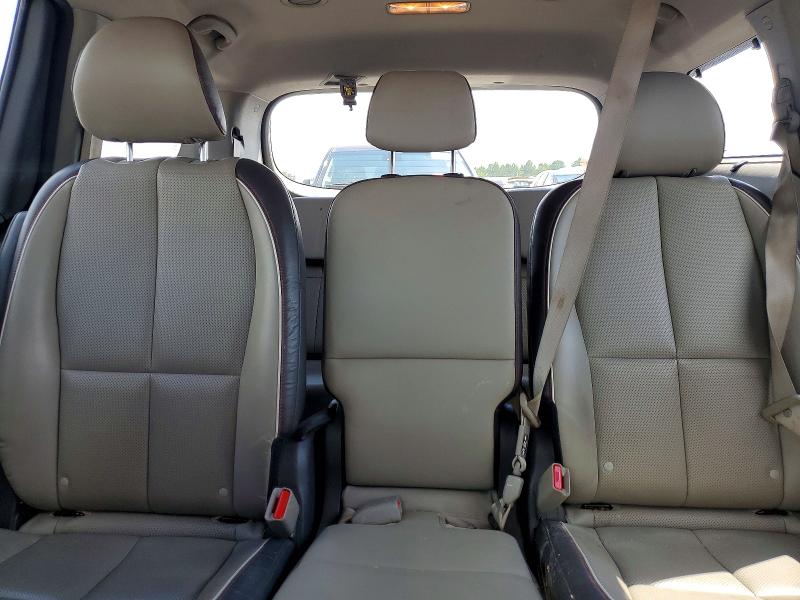 64747666 :رقم المزاد ، KNDMB5C19H6246762 vin ، 2017 Kia Sedona مزاد بيع